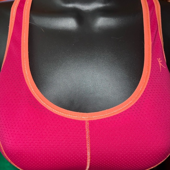 Danskin Sports Bra - Picture 2 of 5